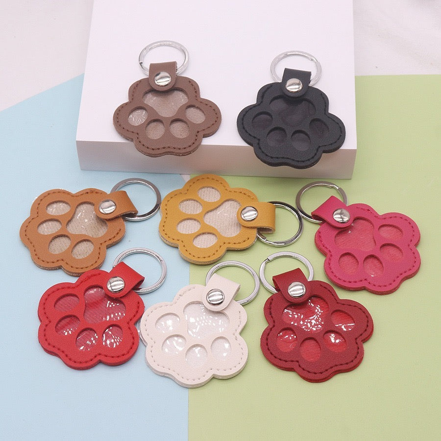 Shelter keychain