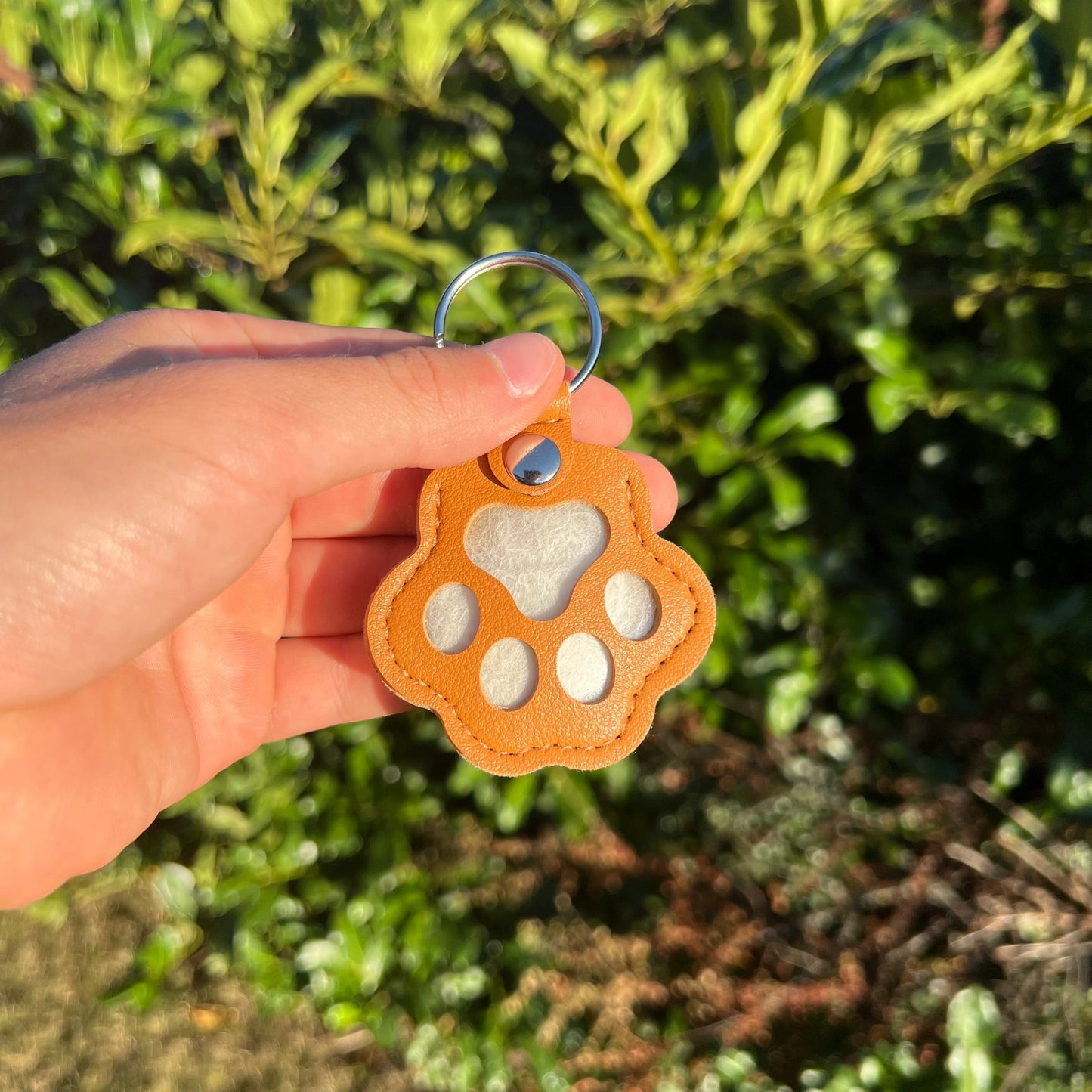 Shelter keychain