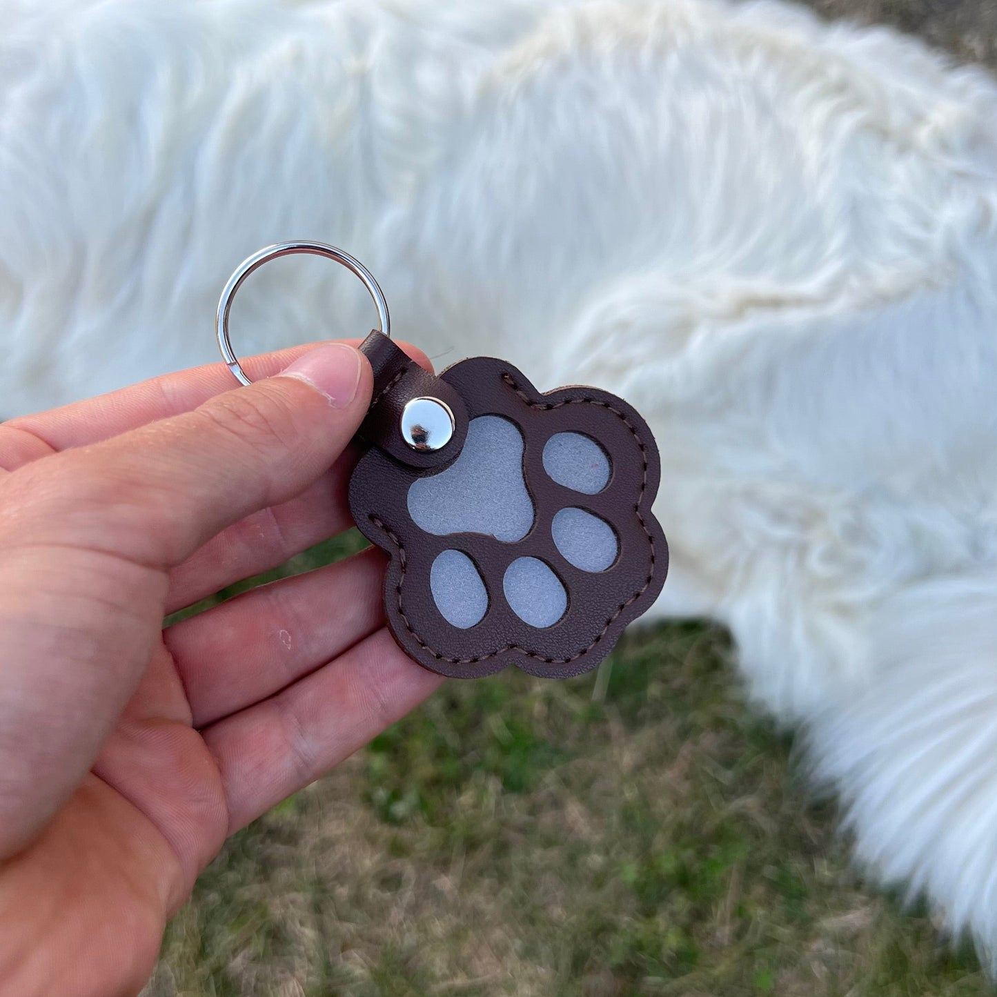 Shelter keychain